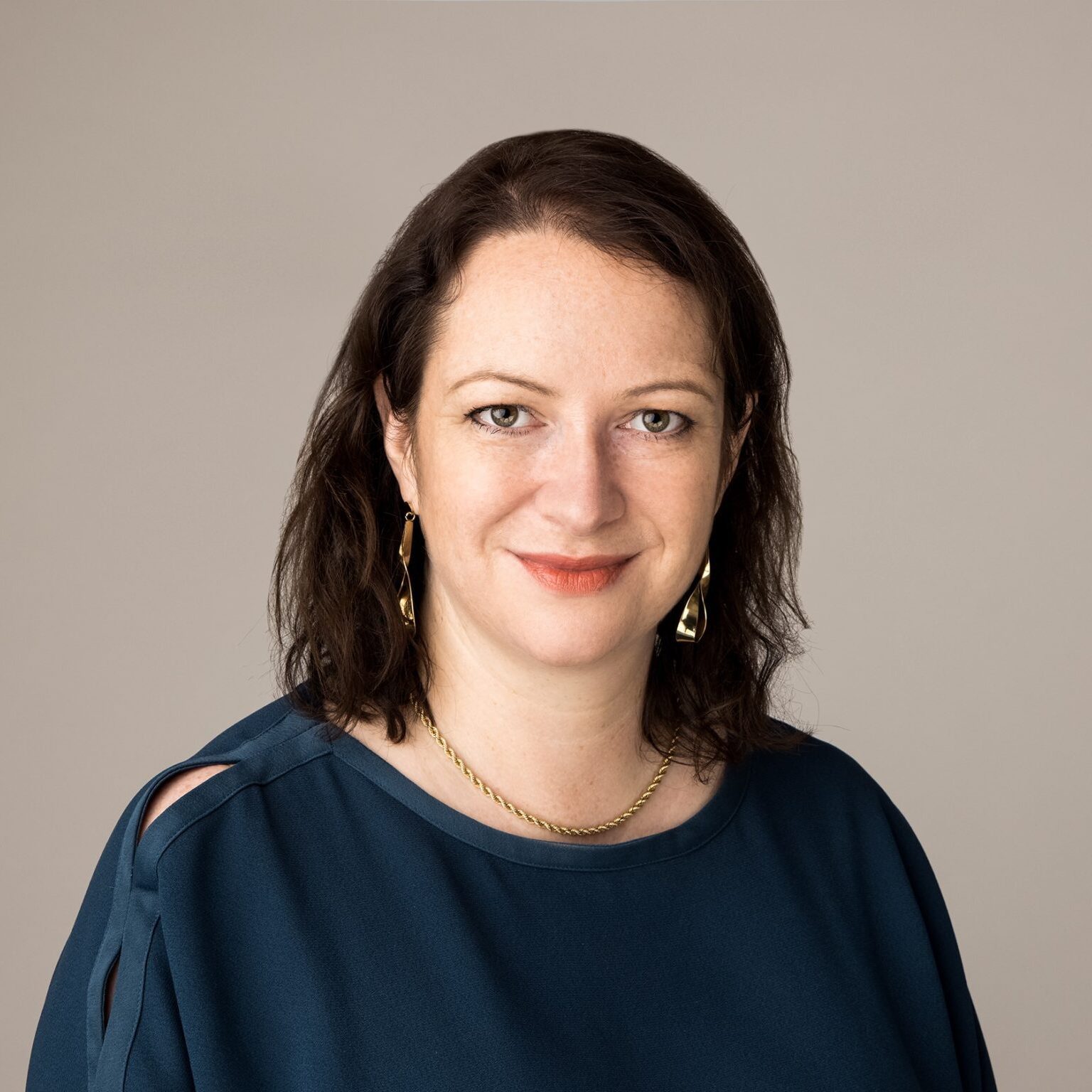 Catriona-headshot